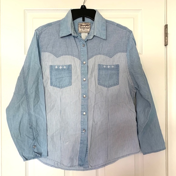 Vintage Wrangler Western Denim Button Down Shirt - Picture 3 of 14